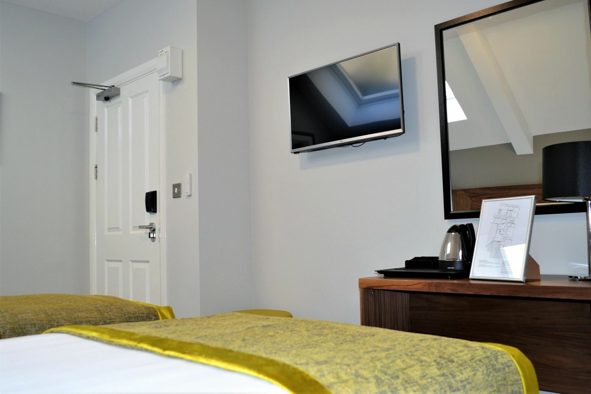 New Park Hotel Carmarthen Exterior foto
