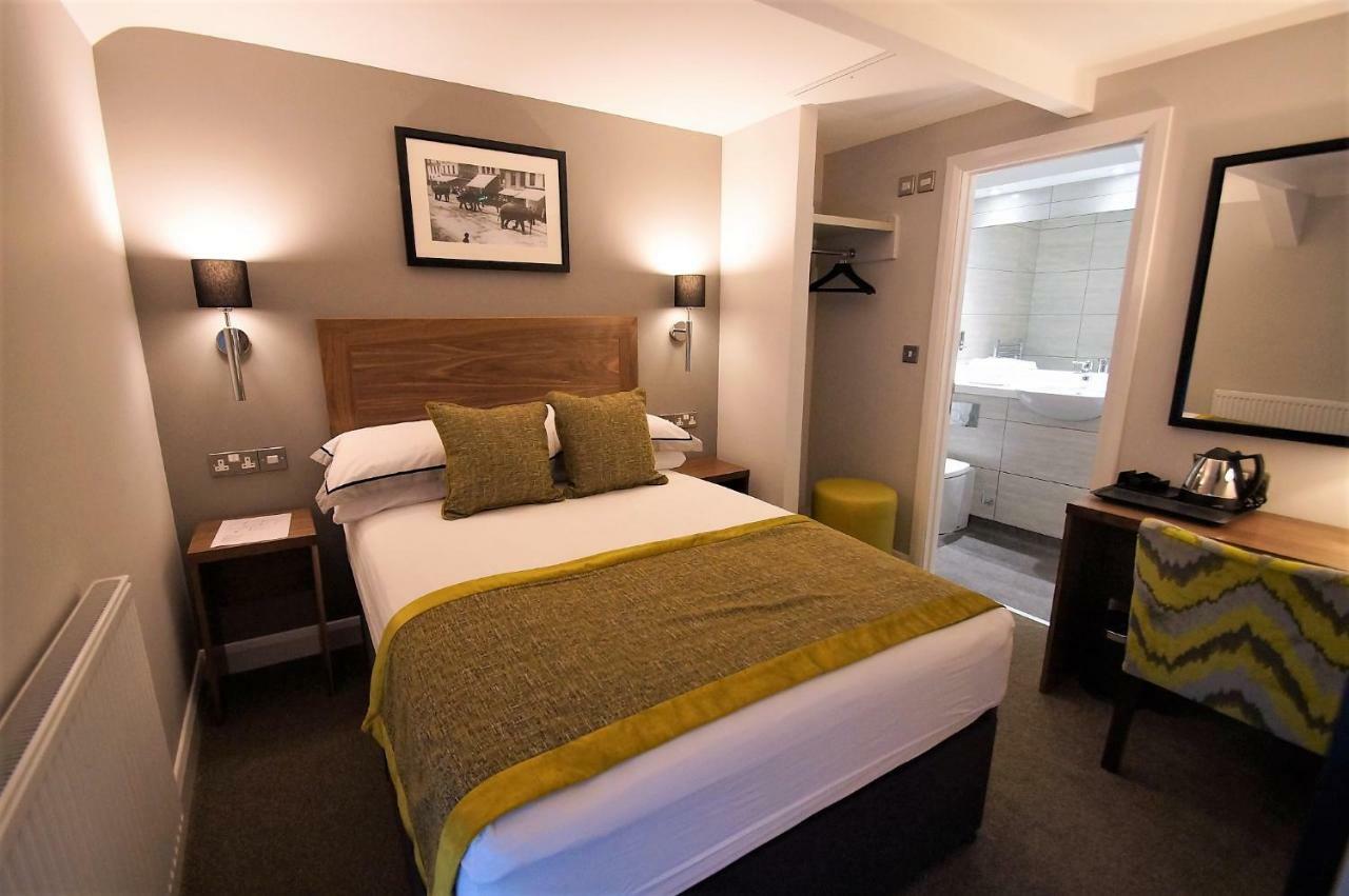 New Park Hotel Carmarthen Exterior foto