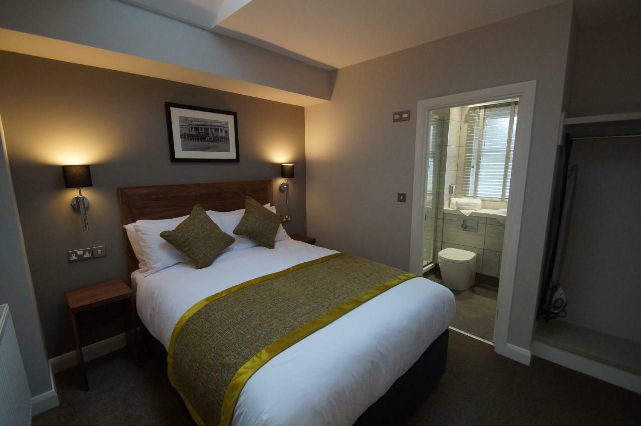 New Park Hotel Carmarthen Exterior foto