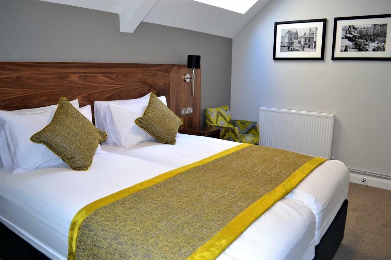 New Park Hotel Carmarthen Exterior foto