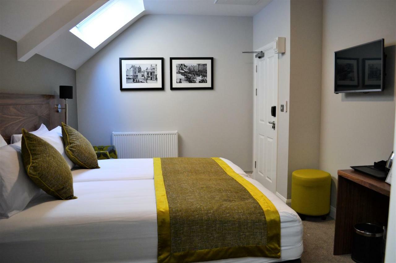 New Park Hotel Carmarthen Exterior foto