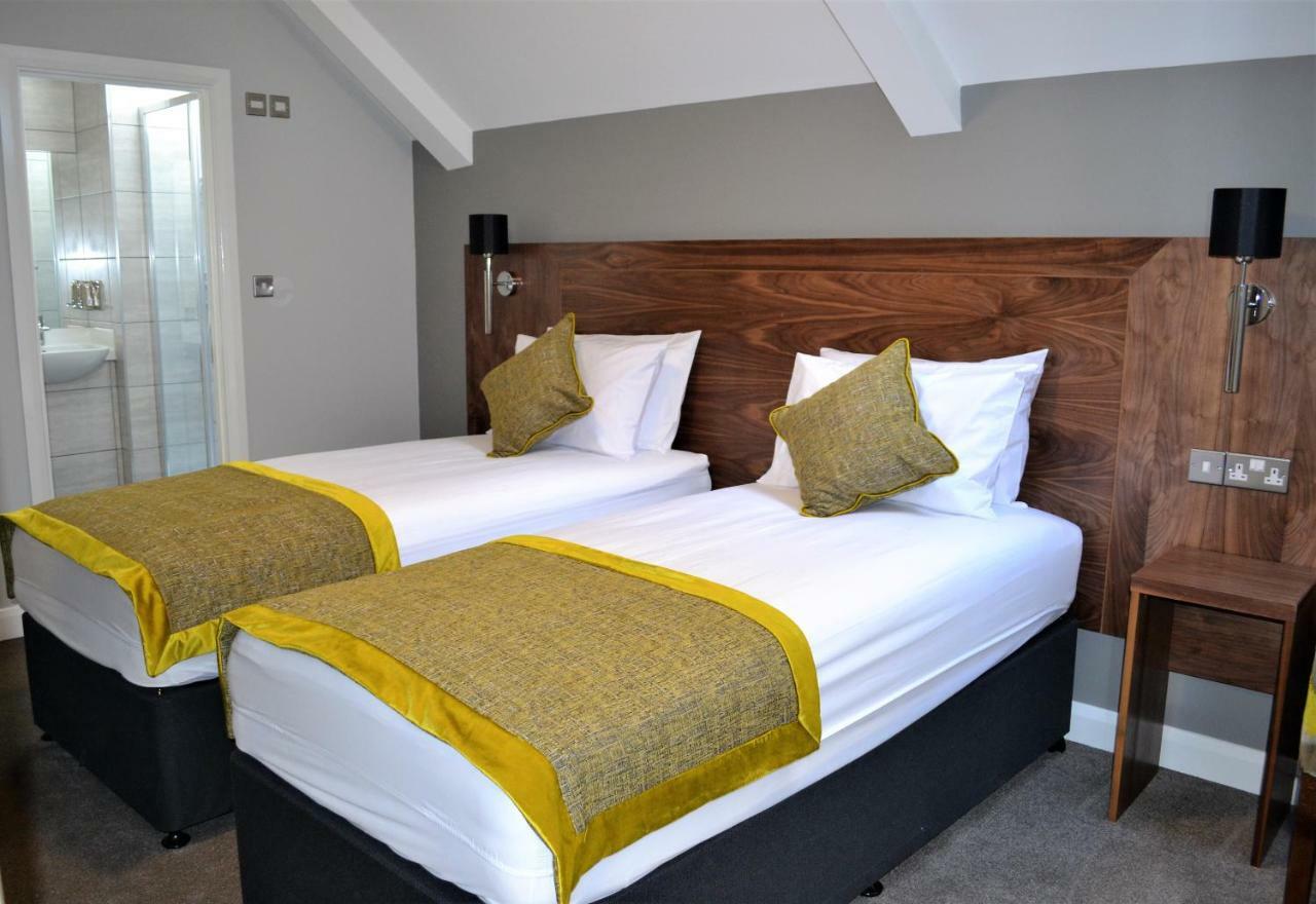 New Park Hotel Carmarthen Exterior foto