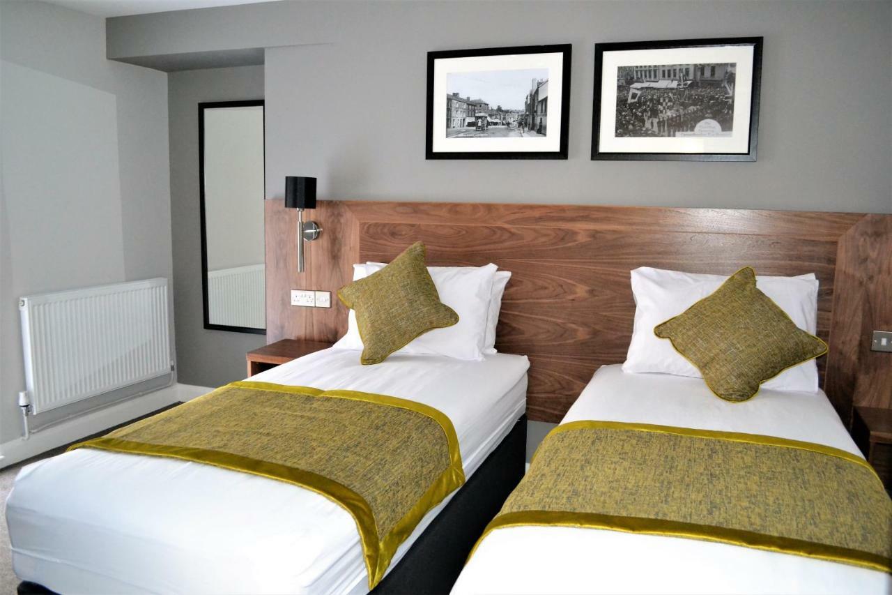 New Park Hotel Carmarthen Exterior foto